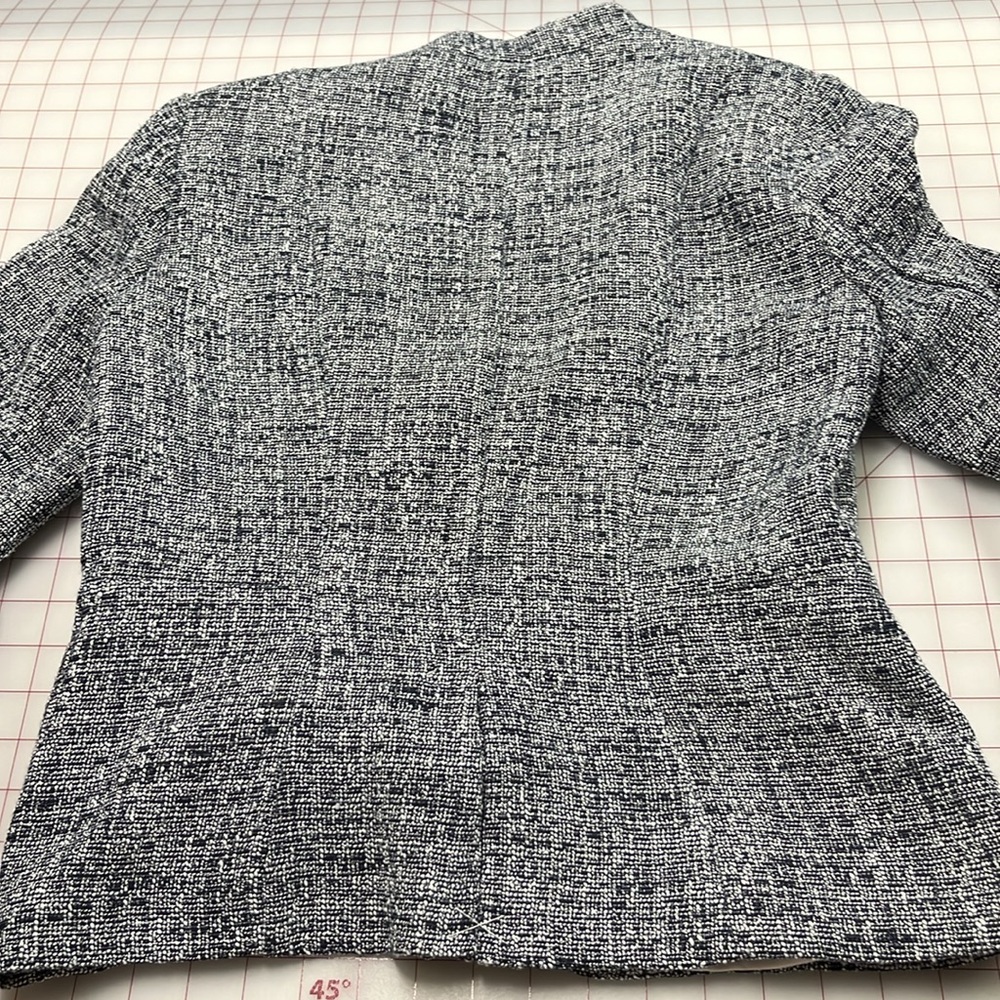 Women's Black and White Tweed Jacket - Picture 7 of 16